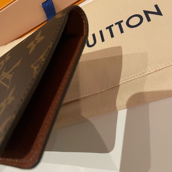 Authentic Louis Vuitton Pocket Agenda Cover - Picture 8 of 9